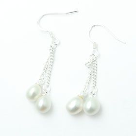 Silver jewelry pearl