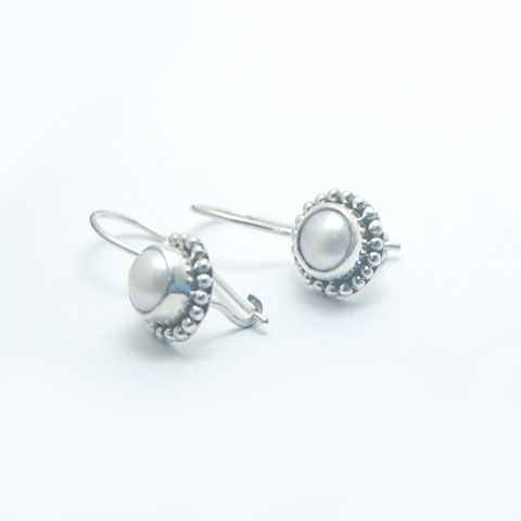 bali silver pearl earring